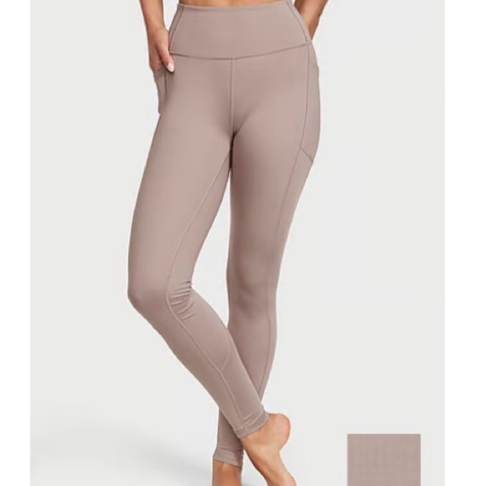New Victoria's Secret VSX Essential Leggings (XL Short)Inseam 25” Pocket Gym NWT